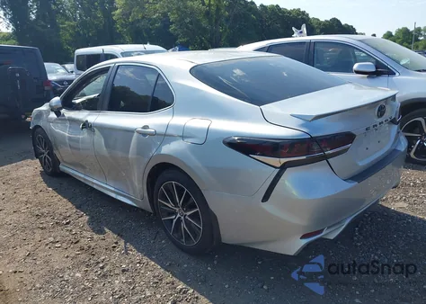 2018 Toyota Camry Se z USA, uszkodzony, nr VIN 4T1B11HK3JU051726